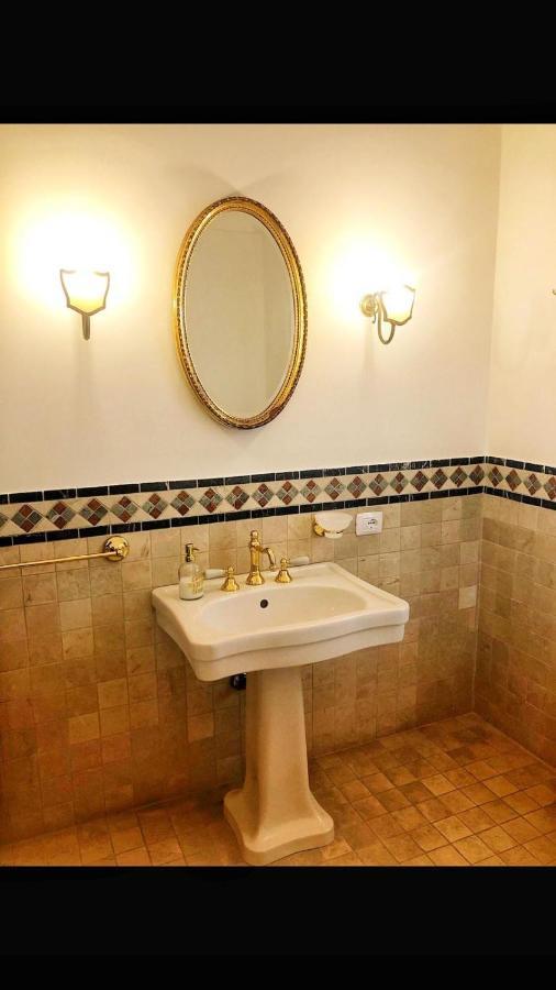 N&M Dimora Carrieri Luxury Bed & Breakfast Monopoli Dış mekan fotoğraf
